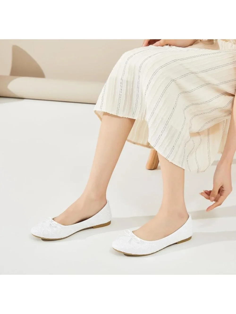 Women's White Pointed Toe Ballet Flats Bow Slip-On Comfortable Dress Shoes